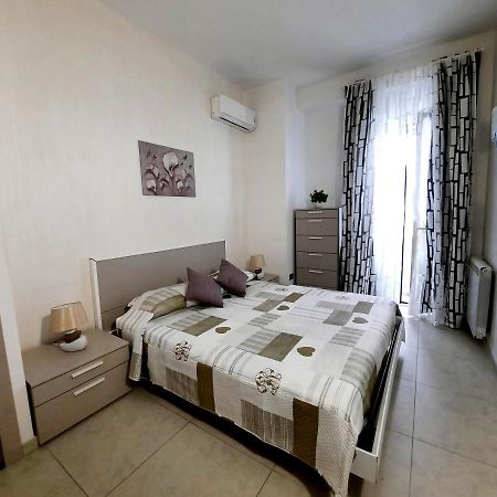 Bed and Breakfast Campi Elisi Syracuse Exterior foto